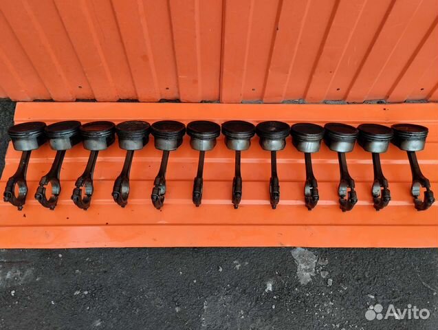 Поршень с шатуном Mercedes-Benz w220 m137 5.8