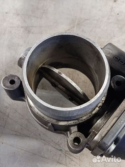 Заслонка дроссельная 3.0 BKS BUG VW Туарег Audi Q7