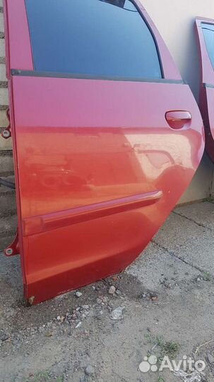 Дверь задняя левая mitsubishi colt 2004-12