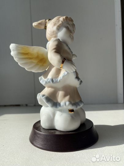 Статуэтка ангелок