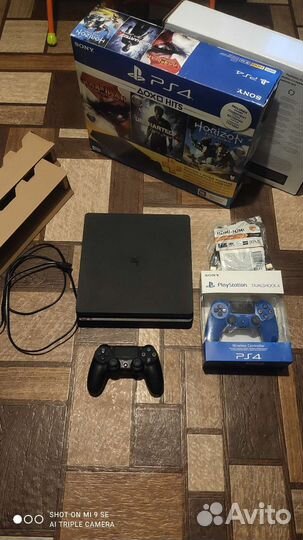Sony PS4, slim, 2 джойстика,с играми гта5, фифа23