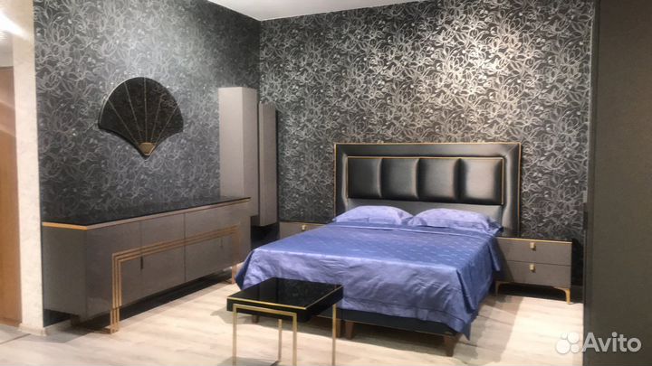 Тумба прикроватная