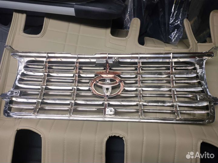 Решётка радиатора land cruiser80