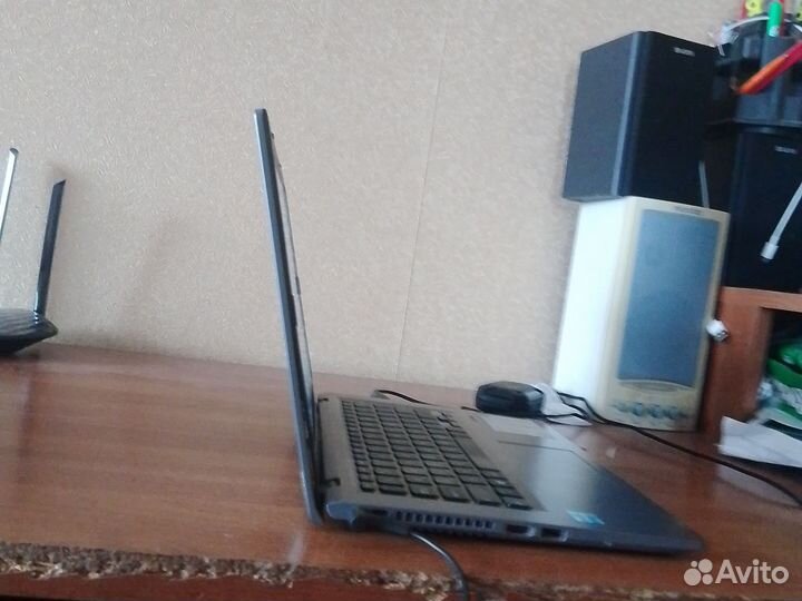 Ноутбук asus X415:
