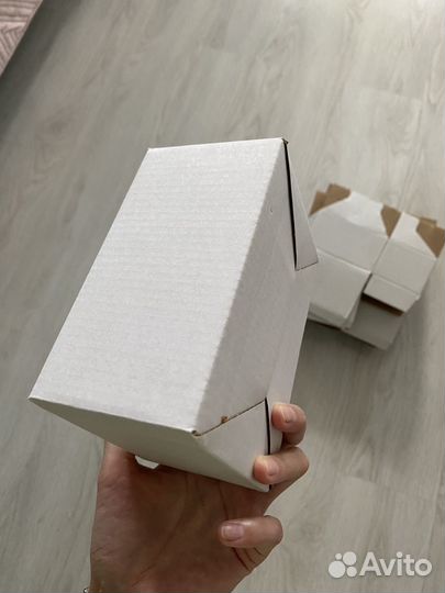 Коробки размера 14на10, высота 7.7