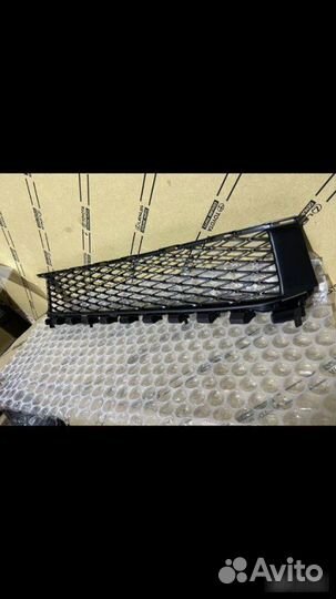 Решетка передняя Lexus Gs