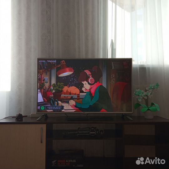 Телевизор LG 42lb580v