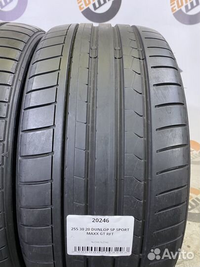 Dunlop SP Sport Maxx GT 255/30 R20