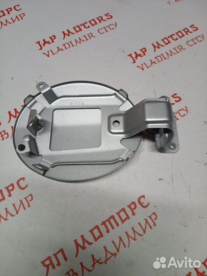 Лючок топливного бака Ford Escape L3 2.3 2010