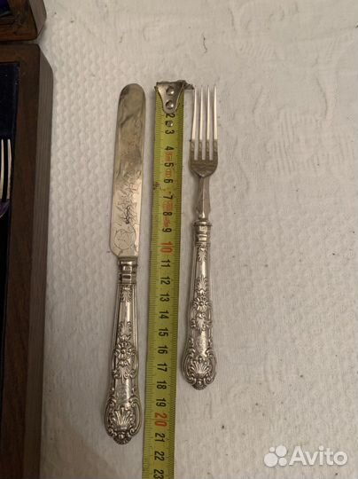 Антикварный столовый набор