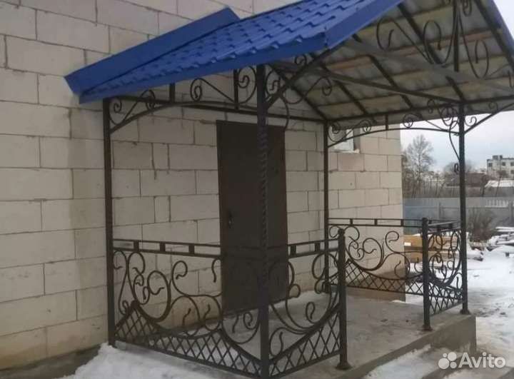 Козырек, навес над крыльцом, входная группа