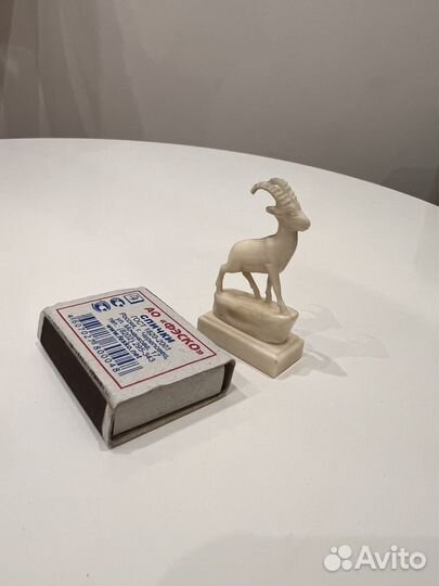 Фигурка горного козла
