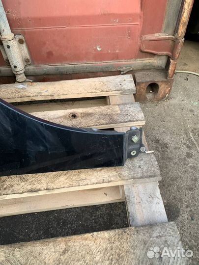 Крыло переднее правое Nissan teana j31