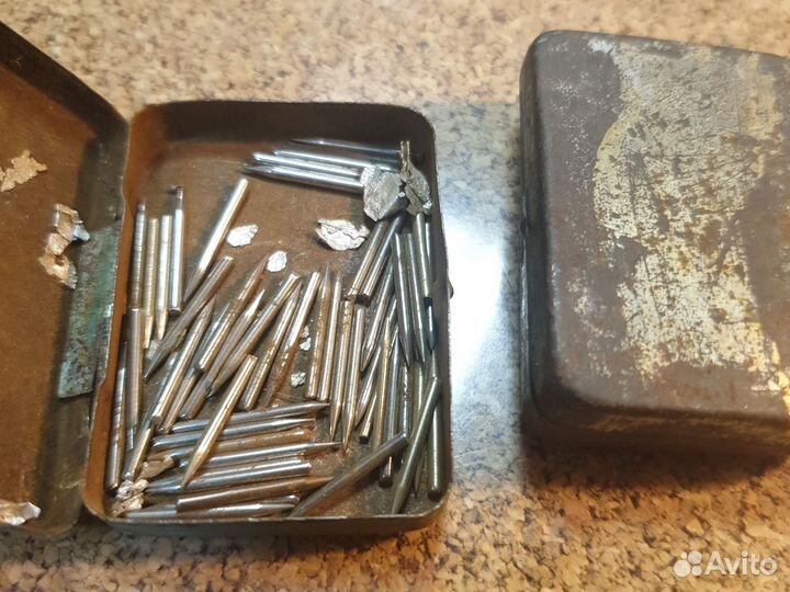 Граммофон с трубой