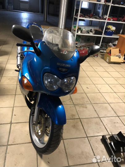 Suzuki GSX 600-F
