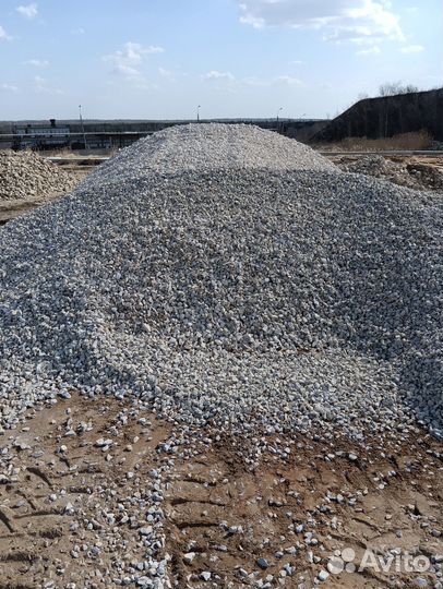 Песок, вторичный щебень, чернозем