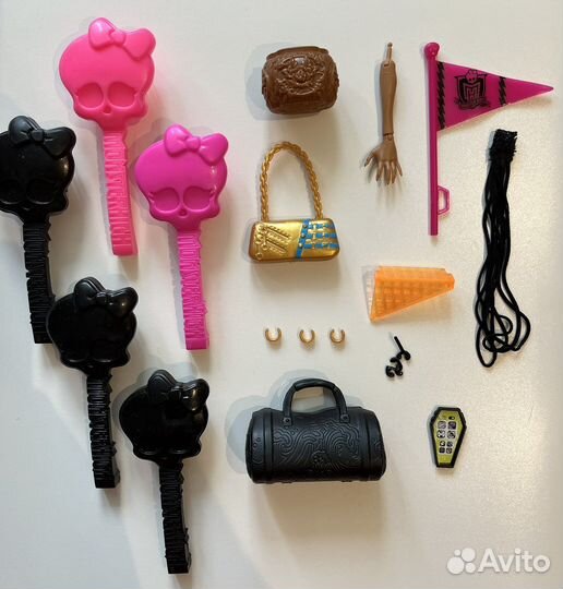 Аксессуары и запчасти для кукол монстр хай