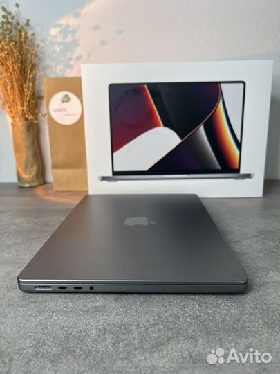 Macbook pro 14 m1 16gb 512gb