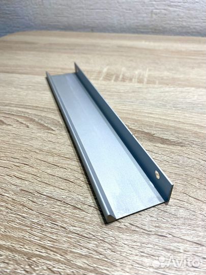 Мебельная ручка- профиль (торцевая)