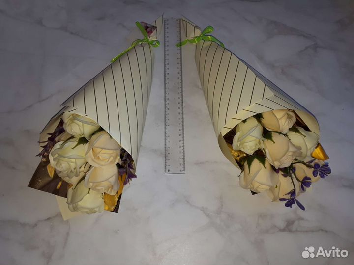 Букет из 5 мыльных роз учителю 1 сентября