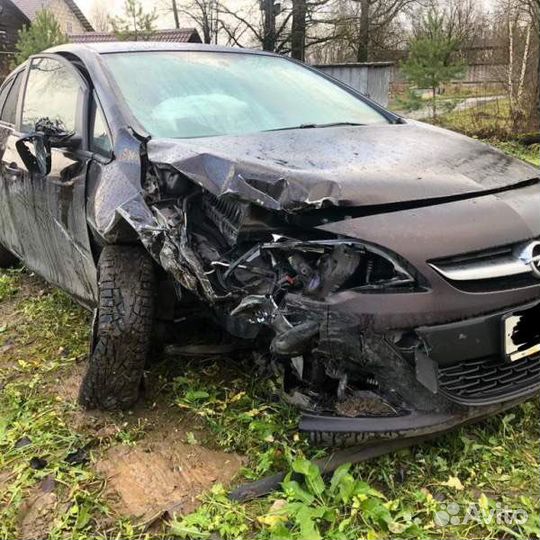 Opel astra j седан разбор по запчастям
