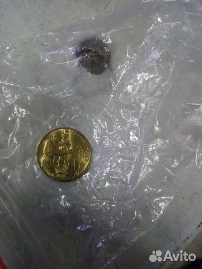 Продам монету