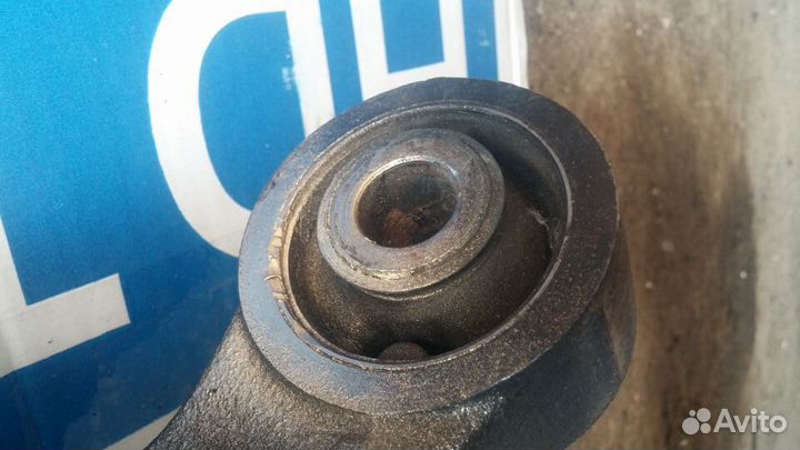 Ford Escape Maverick Tribute рычаг-ступица зад прв