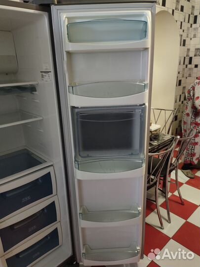 Холодильник двухдверный