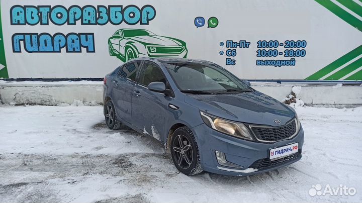 Стекло заднее Kia Rio 3 87110-4Y010