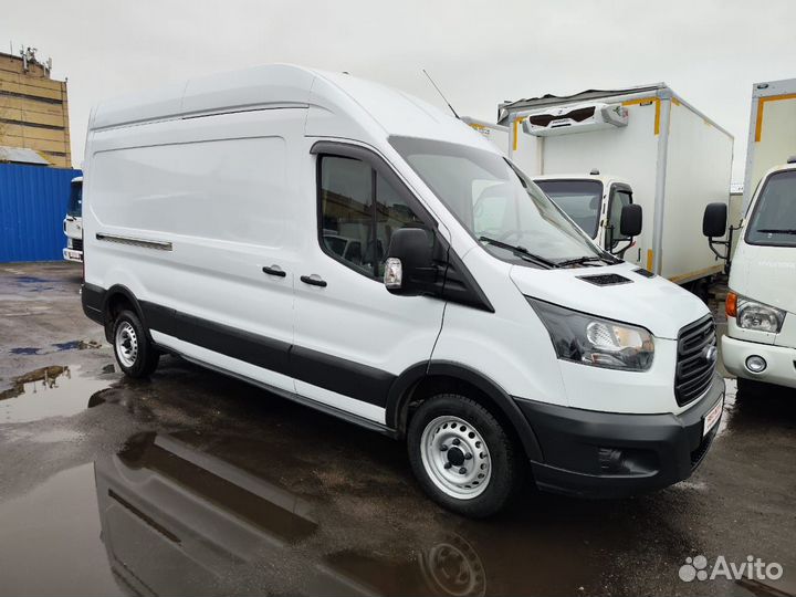 Ford Transit цельнометаллический, 2017