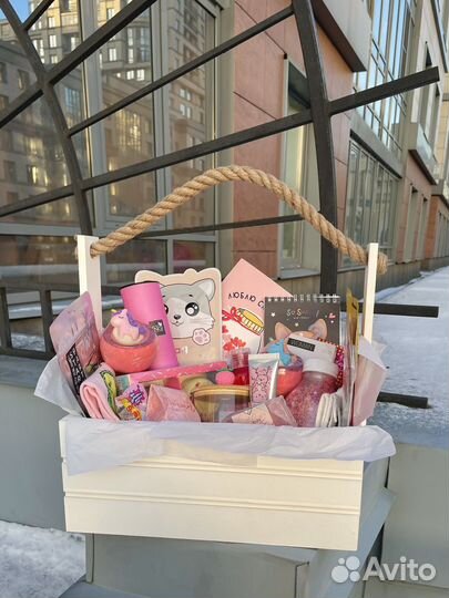 Подарок на 14 февраля девушке