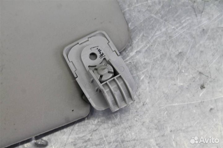 Козырек солнцезащитный левый Nissan Almera G15