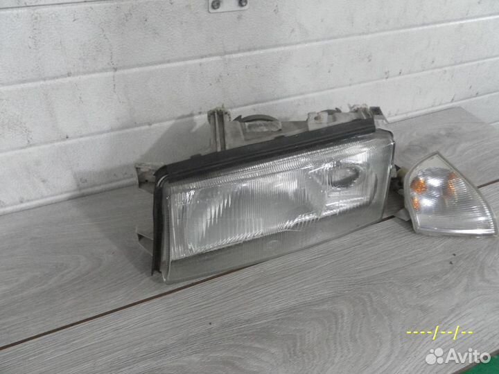 Фара передняя левая Шкода октавия тур А4 до рест
