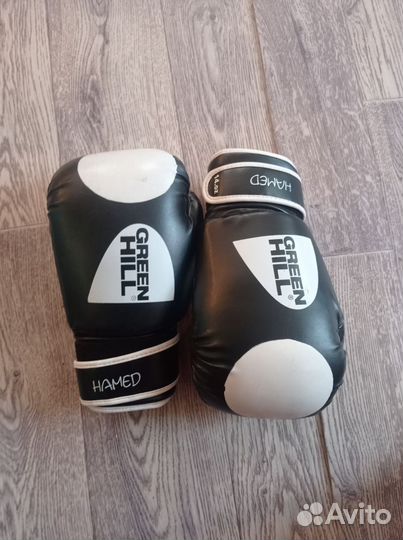 Боксерские перчатки 14 oz