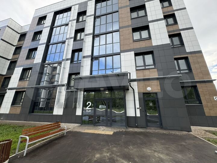 2-к. квартира, 56 м², 2/5 эт.