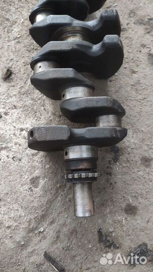 Коленвал Nissan Serena 23 1.8