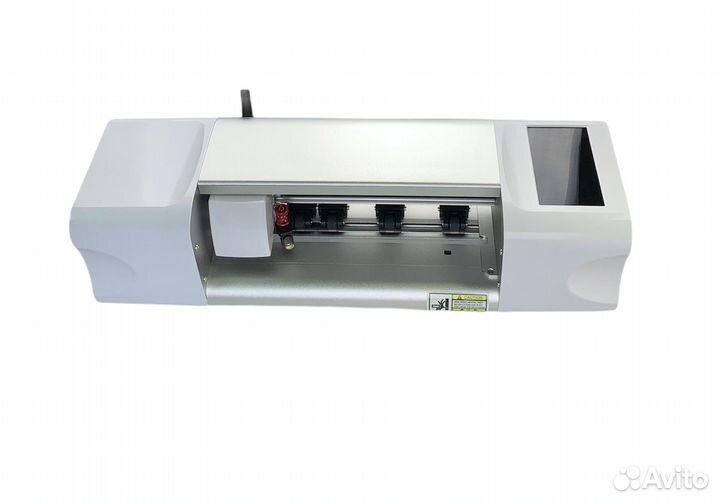 Плоттер для резки гидрогелевой плёнки