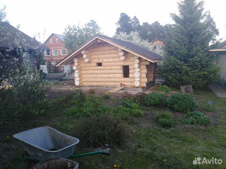 Срубы домов, бань, беседок