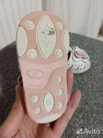 Сандалии для девочки