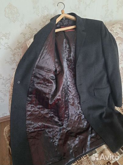 Продаю мужское пальто