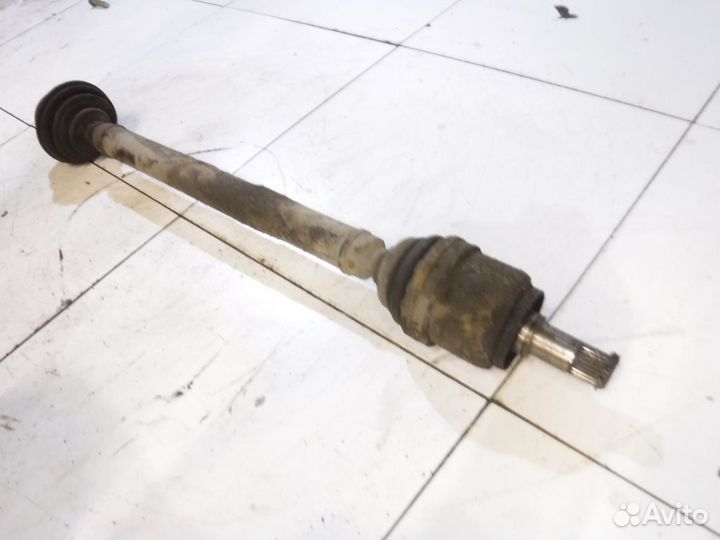 Привод передний правый