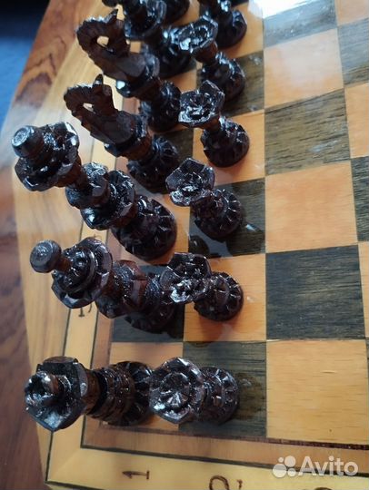 Шахматы ручной работы, деревянные, лакированные