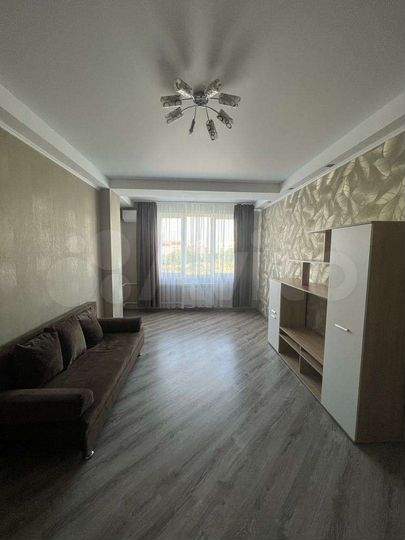 2-к. квартира, 65 м², 7/10 эт.