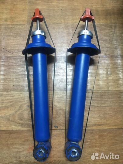 Задние амортизаторы(стойка) ваз
