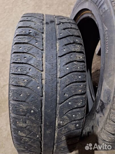 Bridgestone Ice Cruiser 7000 205/55 R16 90