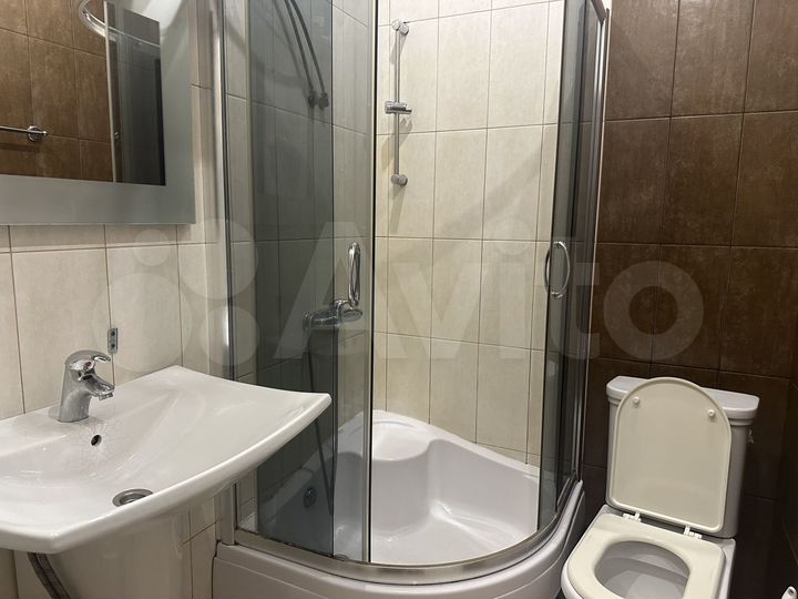 1-к. квартира, 60 м², 3/5 эт.