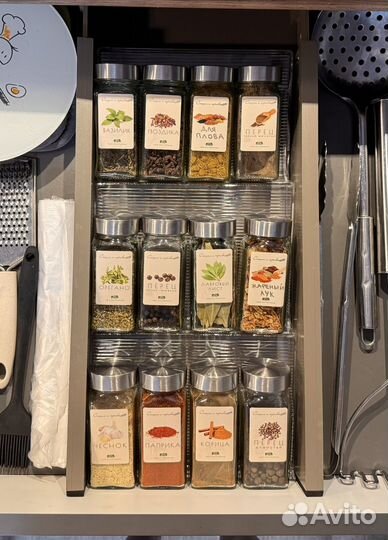 Подставка для специй в ящик пластмассовая