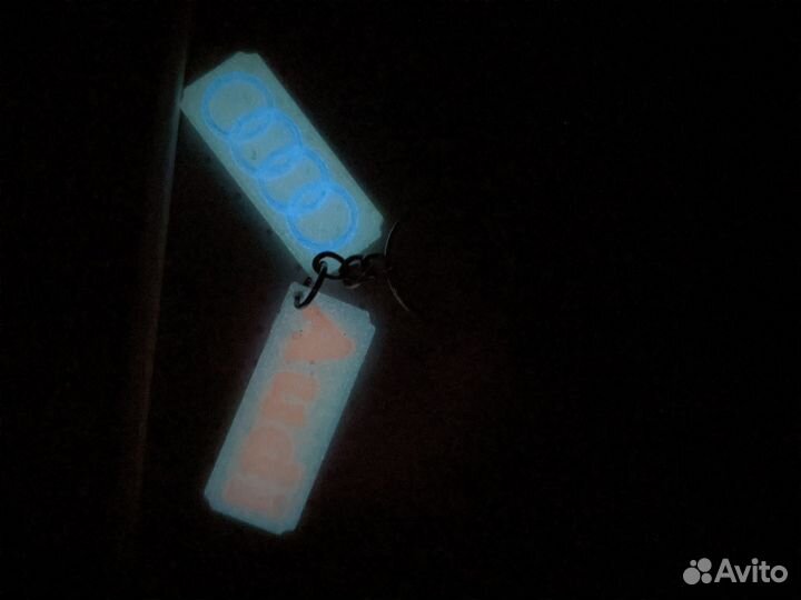 Автоэмблема