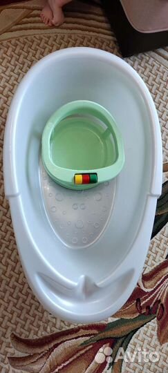 Ванночка для купания с горкой