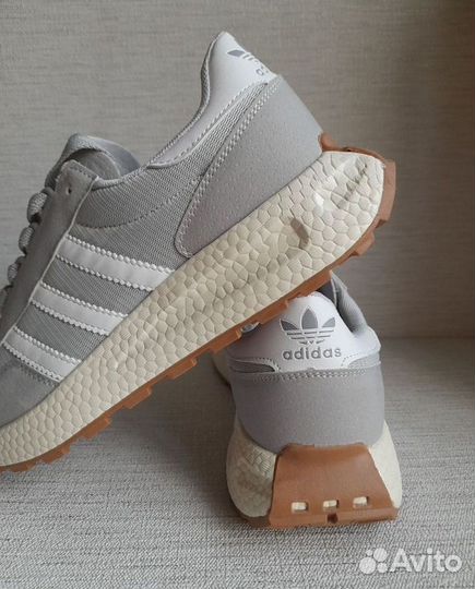 Кроссовки мужские новые